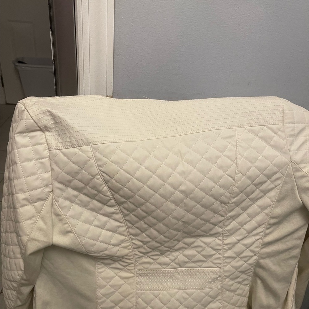 Catherine Malandrino Elegant Cream Quilted Women's Jacket